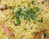 ベーコンとしめじのニンニク焼きそば作り方7写真