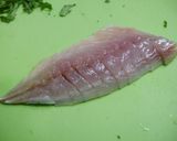 簡単！春菊舞茸と鯵のお味噌汁　作り方3写真