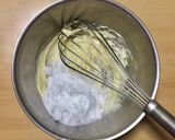 超簡単☆ホワイトチョコの苺バナナマフィン作り方3写真