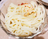 レンジで簡単！やみつき旨辛うどん作り方1写真