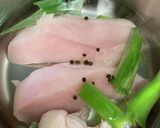 茹で鶏に油淋鶏たれ さっぱりと作り方1写真