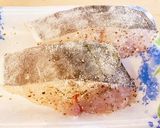 超簡単♡鰆のムニエル♡バターポン酢ソース作り方1写真