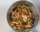 たっぷり野菜と鶏むね肉のやみつきサラダ作り方6写真