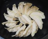 簡単ジューシー!新玉ねぎ餃子♪作り方6写真