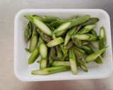 アスパラの醤油こうじおかか和え作り方1写真