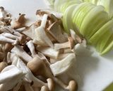 鶏モモ肉の味噌バター　クリーム煮作り方2写真