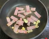 エリンギとベーコンのハリッサ炒め作り方1写真