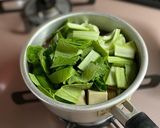 たっぷり野菜と高野豆腐のみそ汁作り方2写真