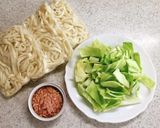 ツナとキャベツの焼きうどん作り方1写真
