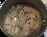 豚バラ肉と冬瓜と舞茸と大葉の煮物作り方1写真