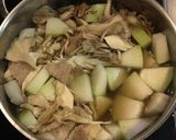 豚バラ肉と冬瓜と舞茸と大葉の煮物作り方3写真