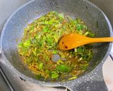 豆豉醬を使う長ネギの青い部分ピリ辛炒め作り方3写真