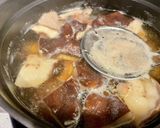 手羽元と椎茸のスープ作り方3写真