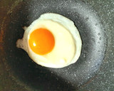 盛り上がった　きれいな目玉焼き作り方2写真