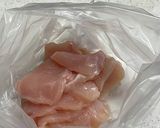 しっとり柔らか！ケチャップマヨ漬け鶏むね作り方1写真