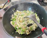 ブロッコリーと挽肉のマヨ醤油炒飯作り方6写真