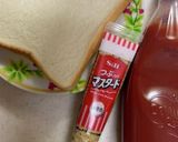 お手軽すぎ☆マスタードケチャップトースト作り方1写真