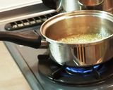 ペルシャ料理　材料3つ ソーハンアサリ作り方4写真