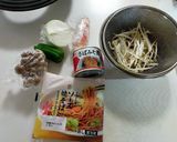 さば味噌缶で★簡単★焼きそば作り方1写真