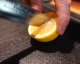 【鯛のポワレ】レモンバターソース作り方1写真