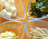 わかめとエノキダケ、豆腐のわさびマヨ和え作り方1写真