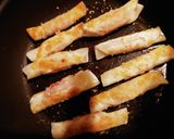 餃子の皮ベーコンwチーズ★作り方4写真