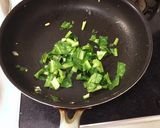 朝食に!小松菜と卵の炒め物作り方3写真