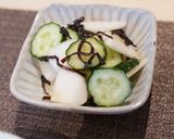管理栄養士のかぶときゅうりの塩昆布和え作り方2写真