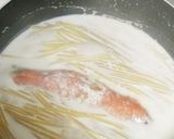 簡単！春キャベツと鮭のクリームパスタ作り方2写真