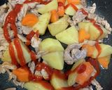 新じゃがと豚肉のケチャップ炒め作り方5写真
