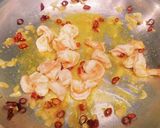 海老と白菜とトマトの洋風あんかけパスタ作り方6写真