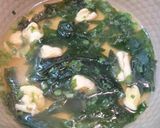 簡単！地味だけど美味！鶏皮わかめスープ♪作り方2写真