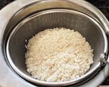 鶏五目おこわ☆黒ゴマ松の実ヒジキにお揚げ作り方1写真