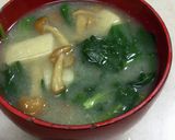 なめこ、ほうれん草、油揚げの味噌汁作り方16写真