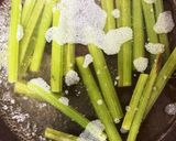ふきご飯作り方1写真