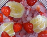 炭酸水で飲むと最高!いちご酒作り方4写真