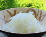 「おうち居酒屋」新玉葱シャキシャキサラダ作り方9写真