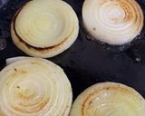 バターとコンソメスープの玉葱ステーキ作り方1写真