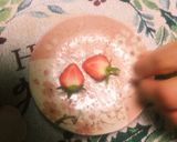 家庭菜園の朝採れ苺を葉っぱごとカット作り方1写真