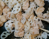 簡単！めちゃうま！鶏ささみとれんこん炒め作り方3写真