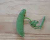 【野菜ソムリエ】スナップエンドウの筋取り作り方1写真