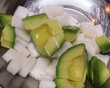 長芋とアボカドの昆布茶和え作り方1写真