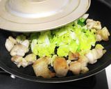 キャベツと鶏もも肉のにんにく炒め作り方5写真