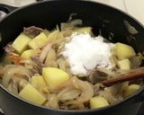 給食のレシピ「呉の肉じゃが」作り方4写真