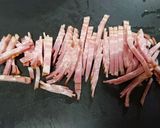 節約食材で【もやしとニラのベーコン和え】作り方4写真