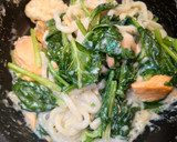 簡単☆鮭とほうれん草のクリームうどん♩作り方8写真