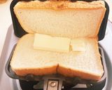 カルピスバターで塩パン風ホットサンド作り方1写真
