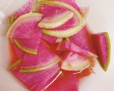紅芯大根の梅紫蘇あえ♬作り方3写真