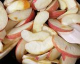 「何食べ」レシピ　リンゴのキャラメル煮作り方5写真