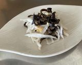胡麻香る蕪と木耳とササミの和え物作り方5写真